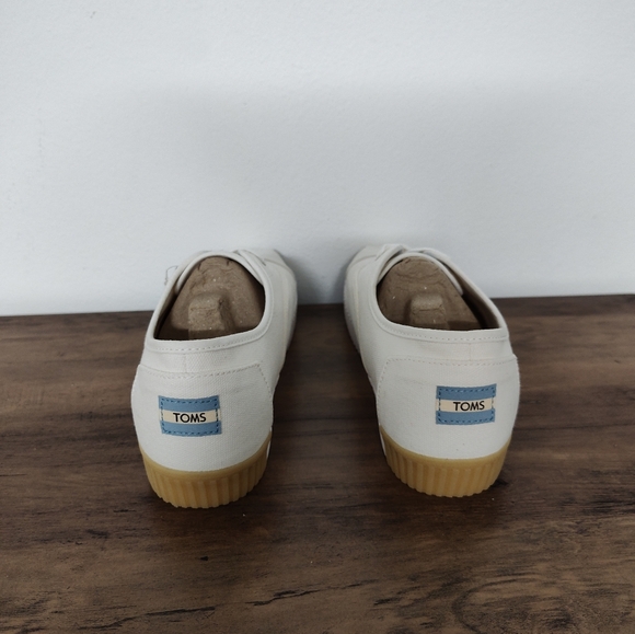 Classic White Canvas Sneakers - Picture 3 of 6